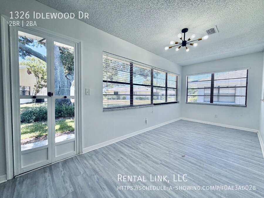 Building Photo - 1326 Idlewood Dr