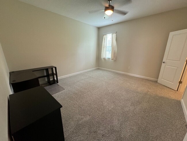 Building Photo - New Generation Stunning 1 Bed 1 Bath with ...