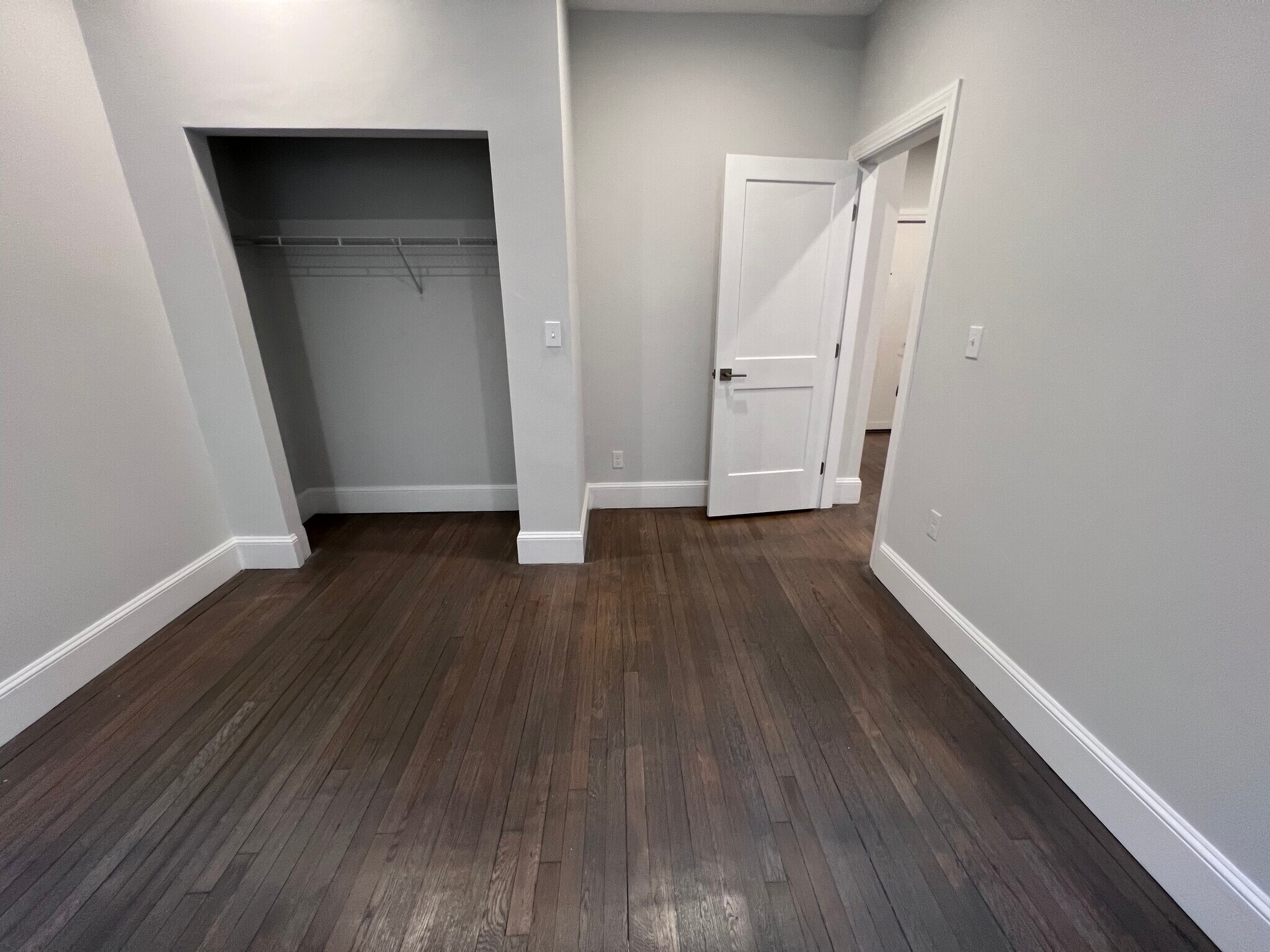 Building Photo - 132 Jersey St