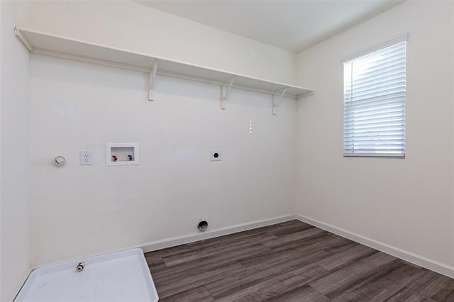 Building Photo - 418 Covington Cv