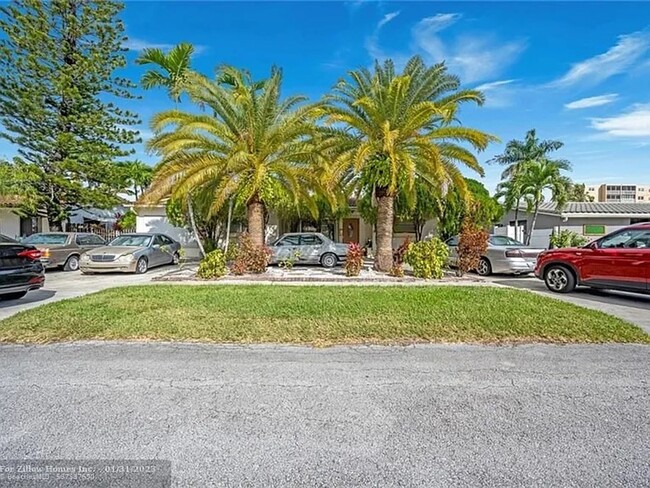 Building Photo - beautiful house in a quiet neighborhood