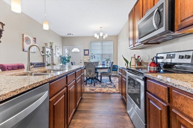 Building Photo - 224 Lake Cove Dr