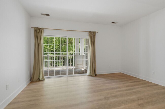 Building Photo - 4846 Bevendean Dr