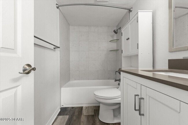 Building Photo - 411 N Halifax Ave