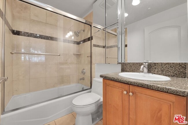 Building Photo - 1601 S Bentley Ave