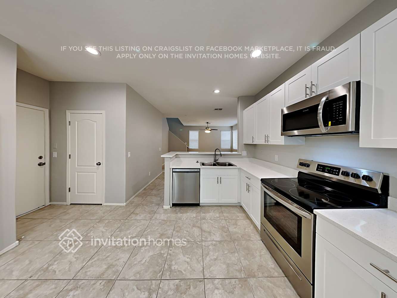 Building Photo - 6369 S Forest Ave