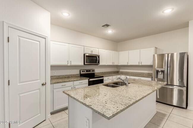 Building Photo - 9621 W Agora Ln