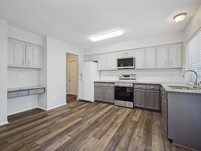 Building Photo - 1607 Glenhill Ln