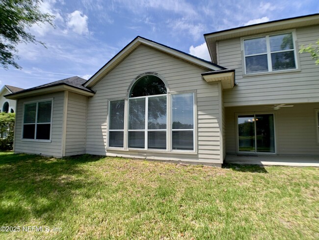 Building Photo - 1213 Harbour Town Dr