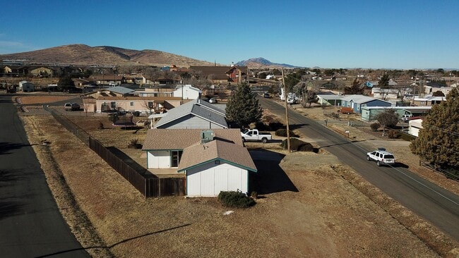 Building Photo - Home for Rent in Prescott Valley.