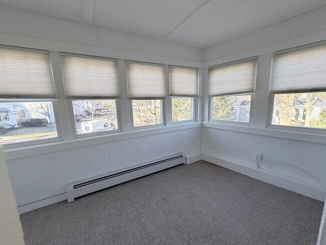 Building Photo - 9 Hollis St