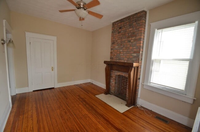 Building Photo - 984 Hunter Ave