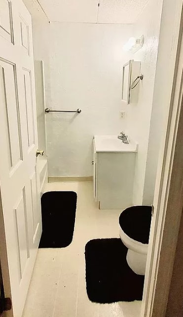 Bathroom has been repainted and has new flooring - 17 Federal St