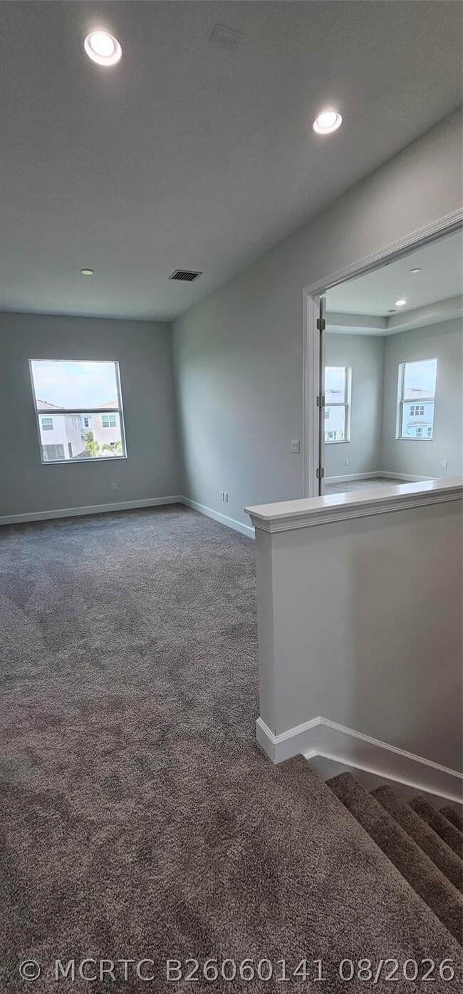 Building Photo - 5461 Empire Dr