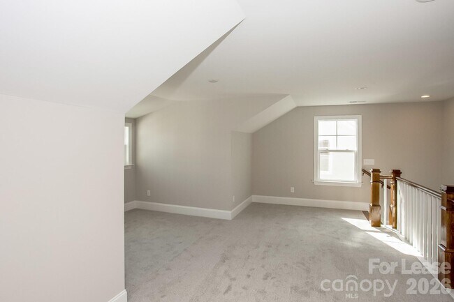 Building Photo - 13708 Tranquil Day Dr