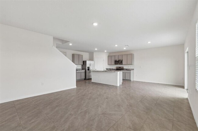 Building Photo - 8454 Ender Hls Dr