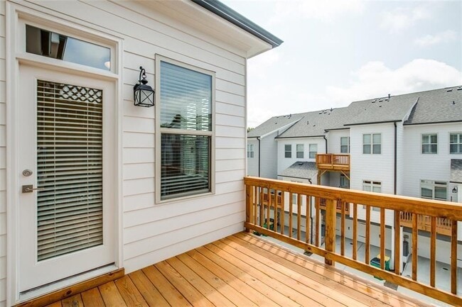 Building Photo - 4308 Parkside Pl