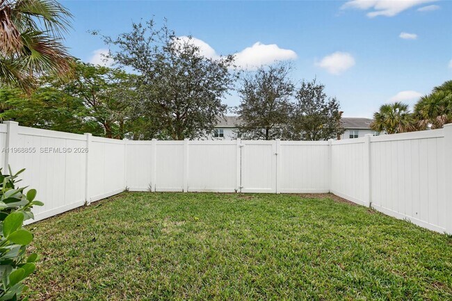 Building Photo - 543 Parsons Wy