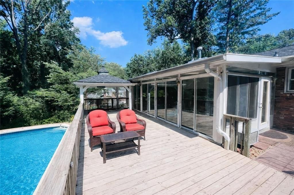 Building Photo - 2124 Zelda Dr NE