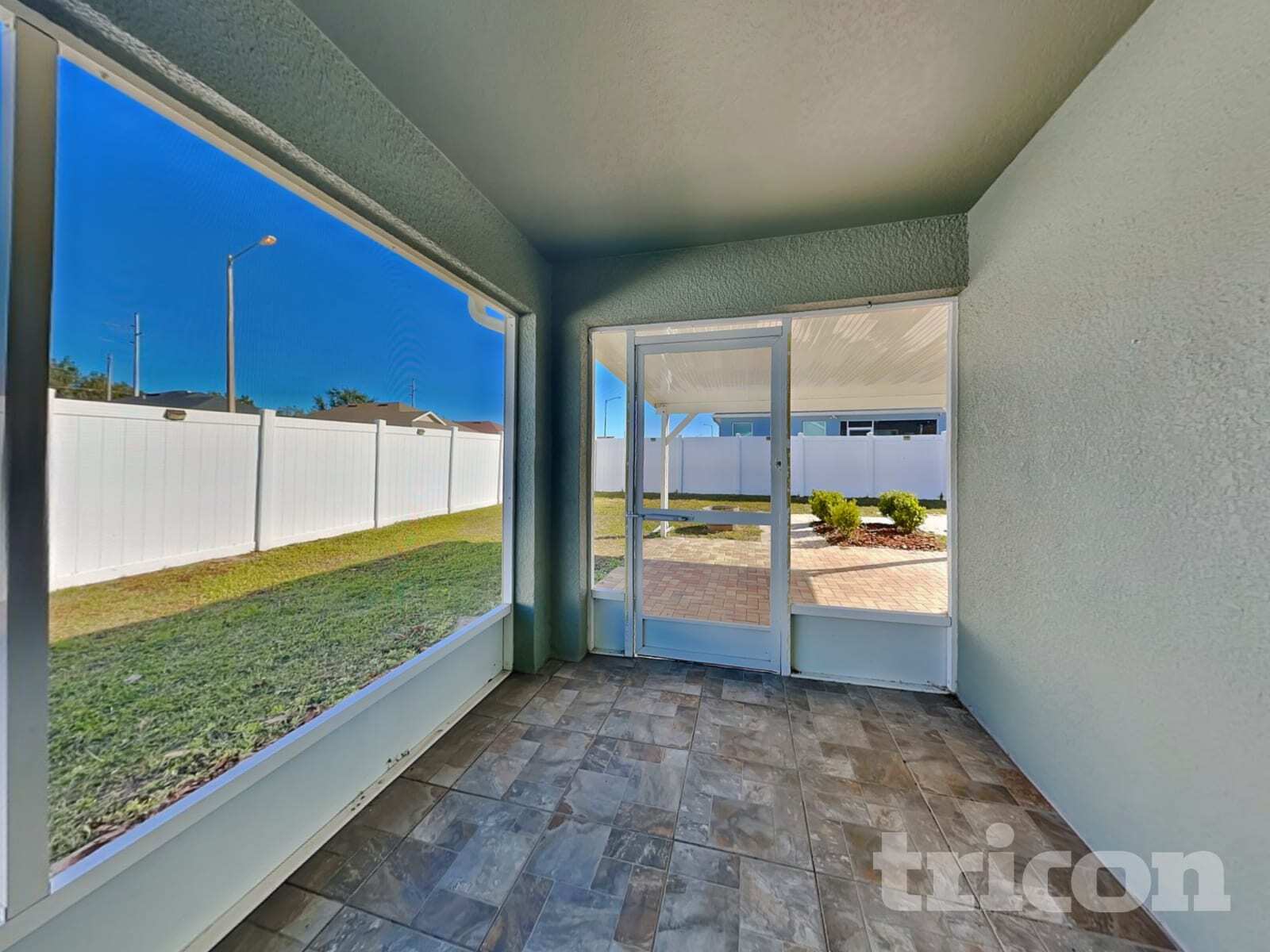 Building Photo - 1920 Bretton Ridge Dr