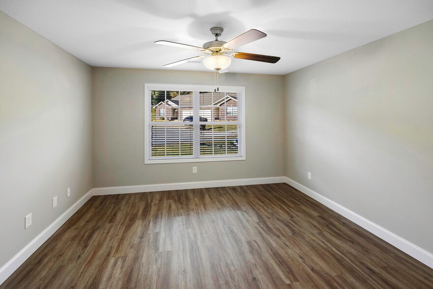 Building Photo - 5346 Dover Springs Way