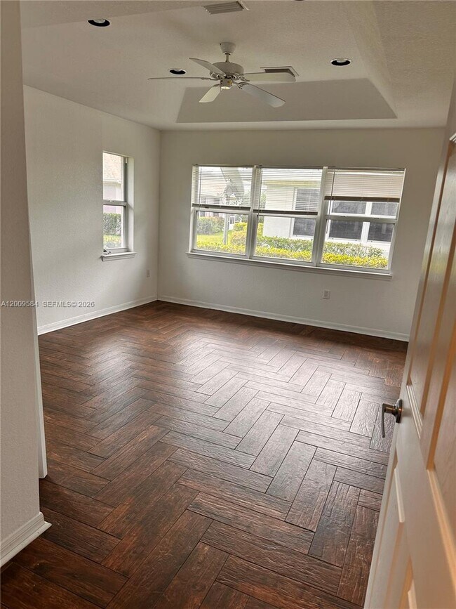 Building Photo - 1804 Blue Heron Ln