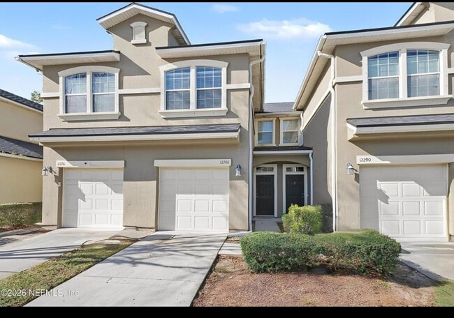 Building Photo - Black Walnut Court
