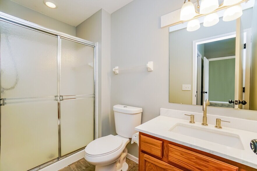 Building Photo - 2627 Winningwillow Dr