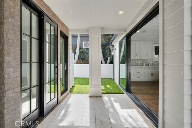 Building Photo - 724 36th St