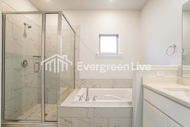 Building Photo - 28590 Whitehall Ln