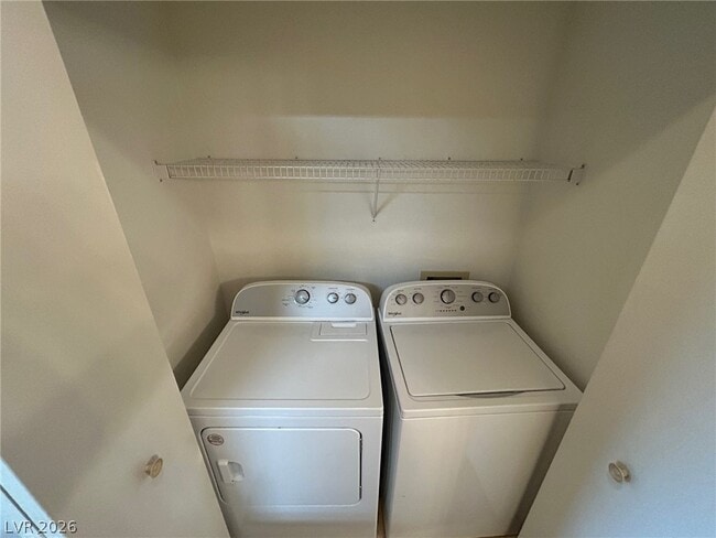 Building Photo - 5415 W Harmon Ave