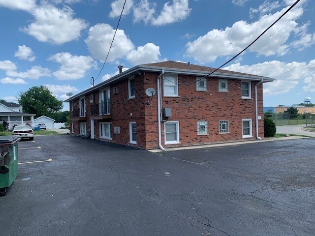 Building Photo - 7300 S 78th Ave