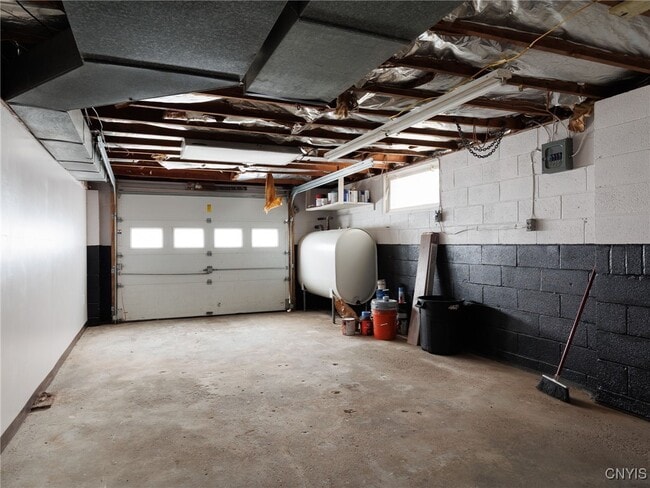 Building Photo - 20201 Overlook Dr