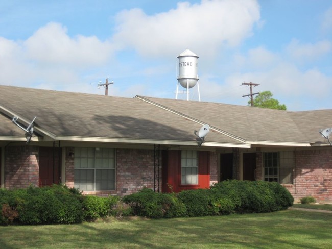 Primary Photo - Lamplighter Apartments