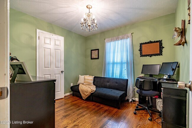 Building Photo - 11604 Leemont Dr