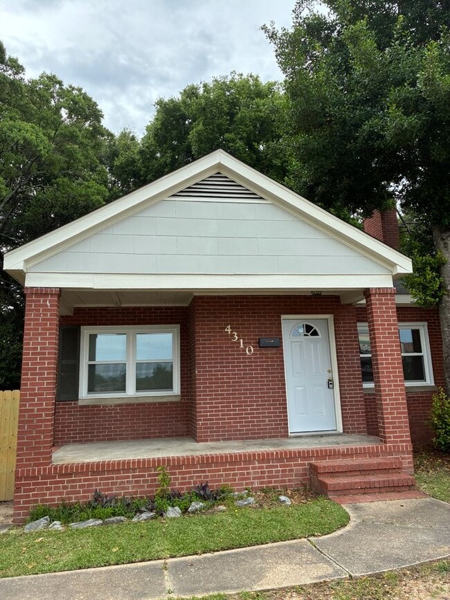 Building Photo - ST FRANCIS AVENUE 4308/4310