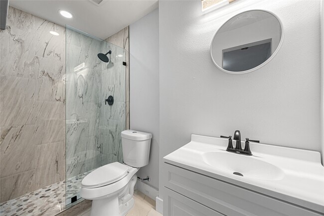 Building Photo - 3229 Holman St