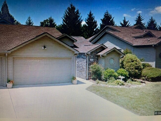 Primary Photo - 11 Tisha Ln
