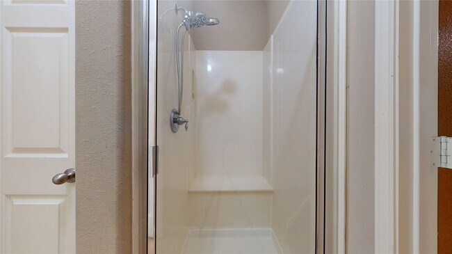 Building Photo - 21050 Florette Ln