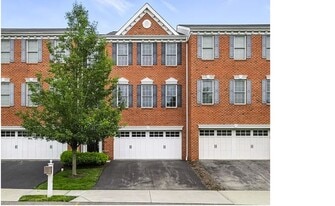Building Photo - 337 Marshall Heights Dr