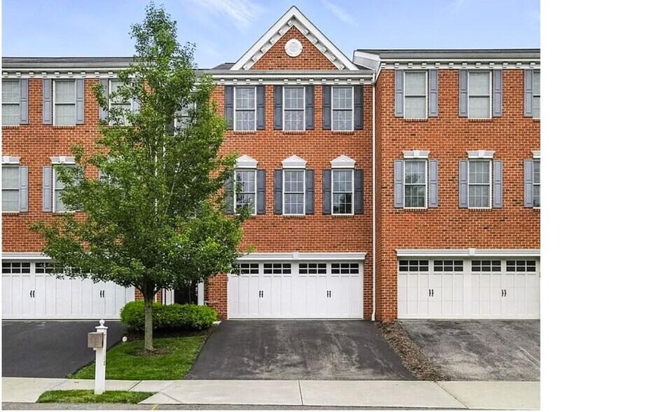 Primary Photo - 337 Marshall Heights Dr