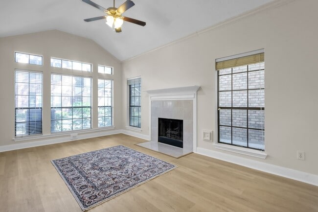 Building Photo - 16415 N Eldridge Pkwy