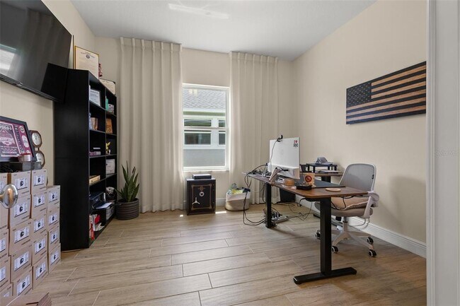 Building Photo - 5412 Silver Sun Dr