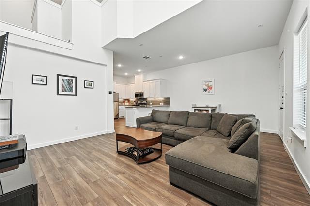 Building Photo - 6489 Iron Horse Blvd