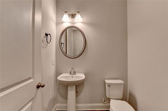 Building Photo - 3695 Andover St