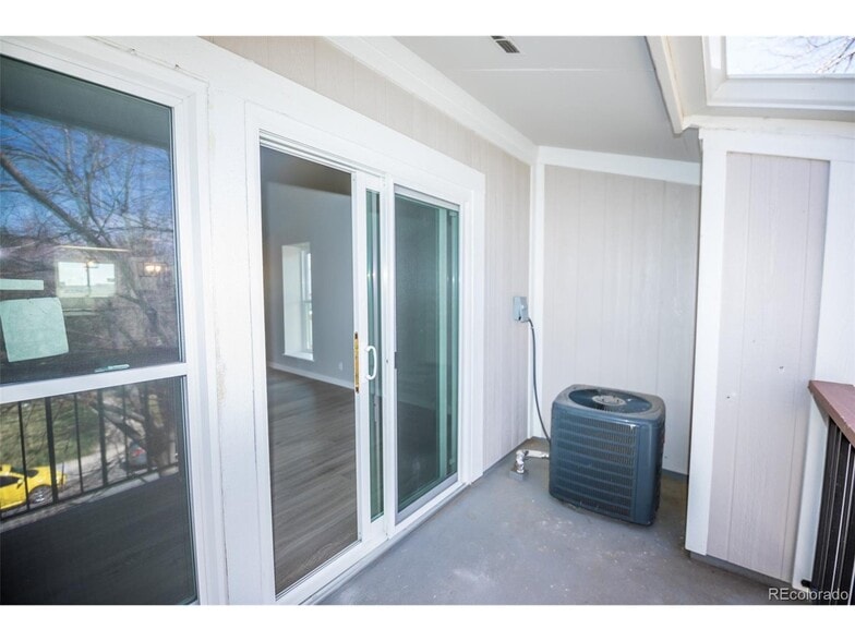 Building Photo - 2725 W 86th Ave