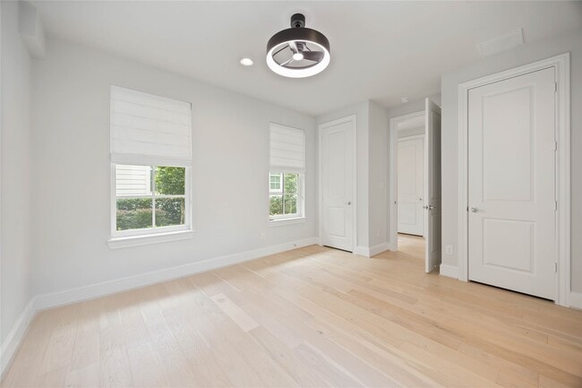 Building Photo - 610 Delmar St