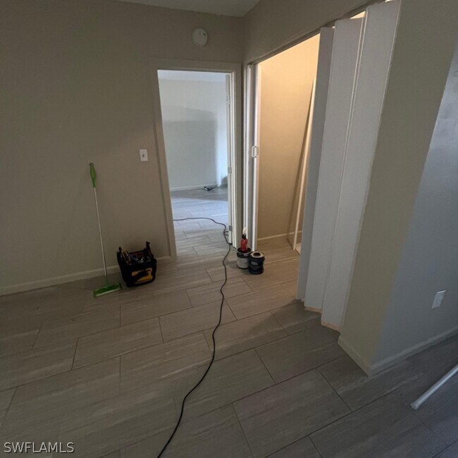 Building Photo - 3619 Seminole Ave