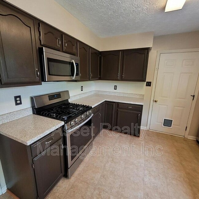 Building Photo - 8813 Quails Bend Ln