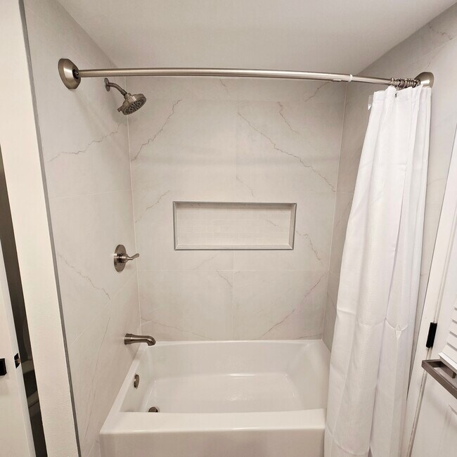 Building Photo - 90 Lupe Ave